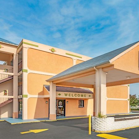 Super 8 Hotel Ashland Exterior foto